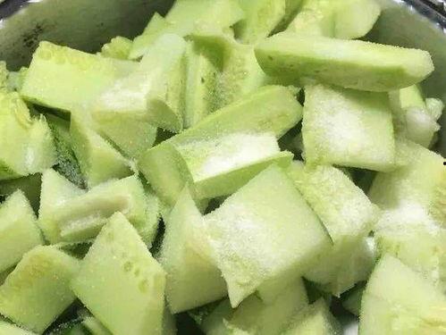 砍瓜凉拌怎么吃,砍瓜凉拌，简单美味家常菜
